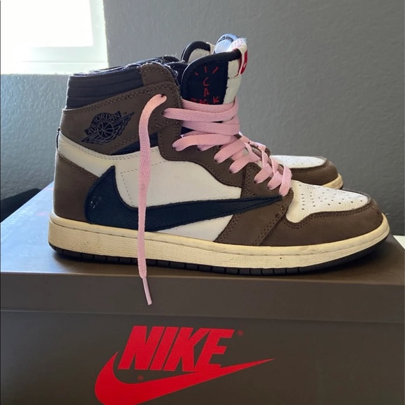 Aj 1 Travis Scott
